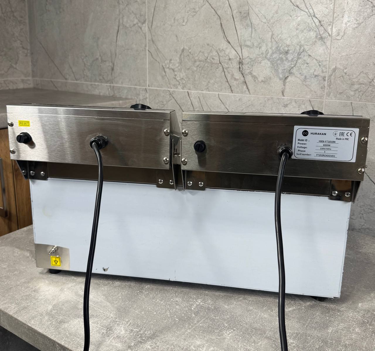 Фритюрница HURAKAN HKN-FT1010N